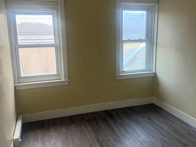 430 Norwich Ave #430 — Photo 6