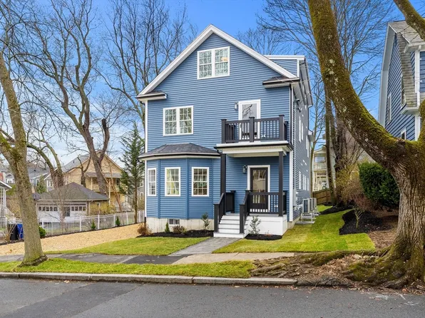 46 Mystic Lake Dr #46, Arlington, MA 02474