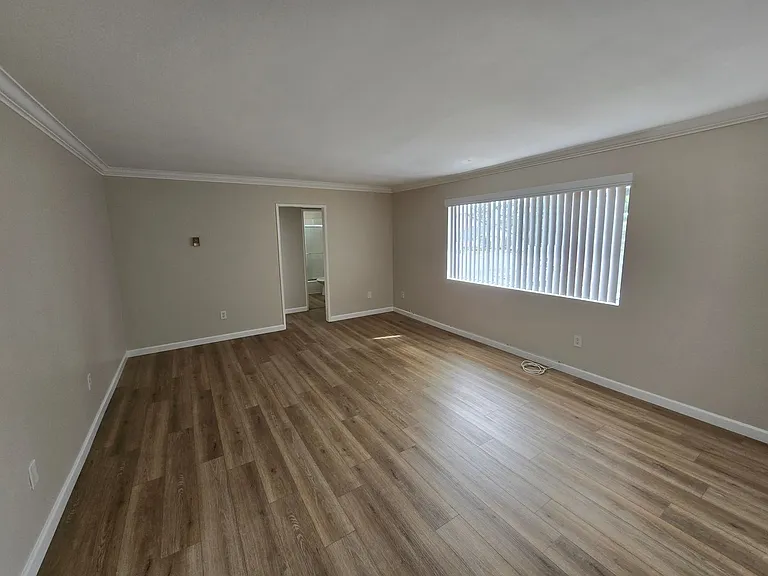 16581 Le Grande Ln — Photo 2