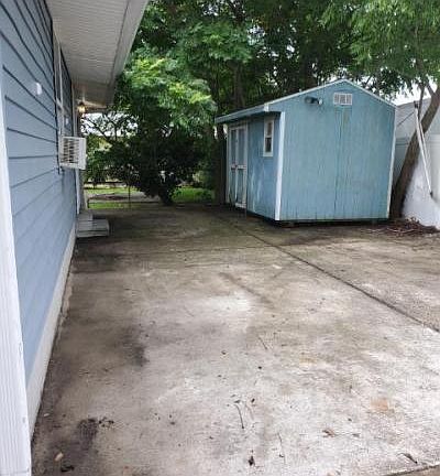 4th image of 1201 Southlawn Blvd