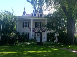 502 N Main St, BRILLION, WI 54110