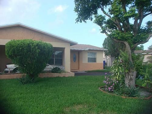 4th image of 7819 Kimberly Blvd