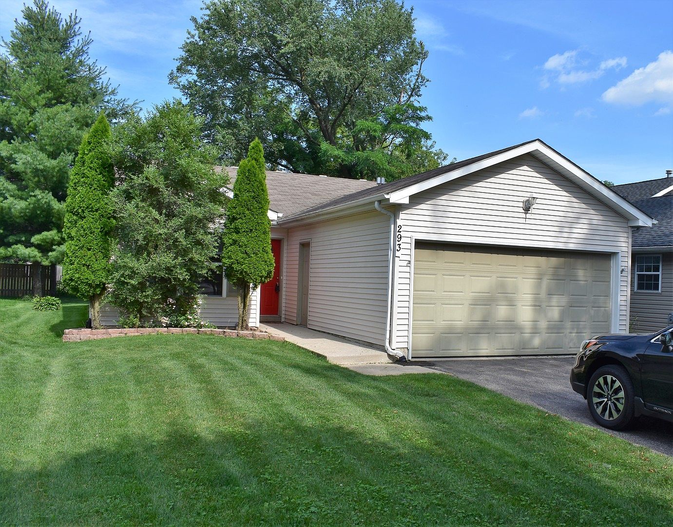 293 Corrine Ave, Crystal Lake, IL 60014 Zillow