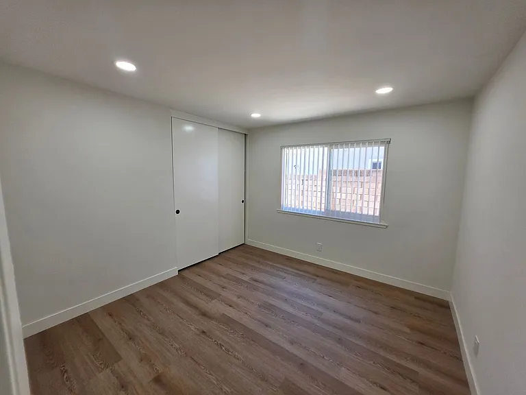 8831 Sailport Dr — Photo 12
