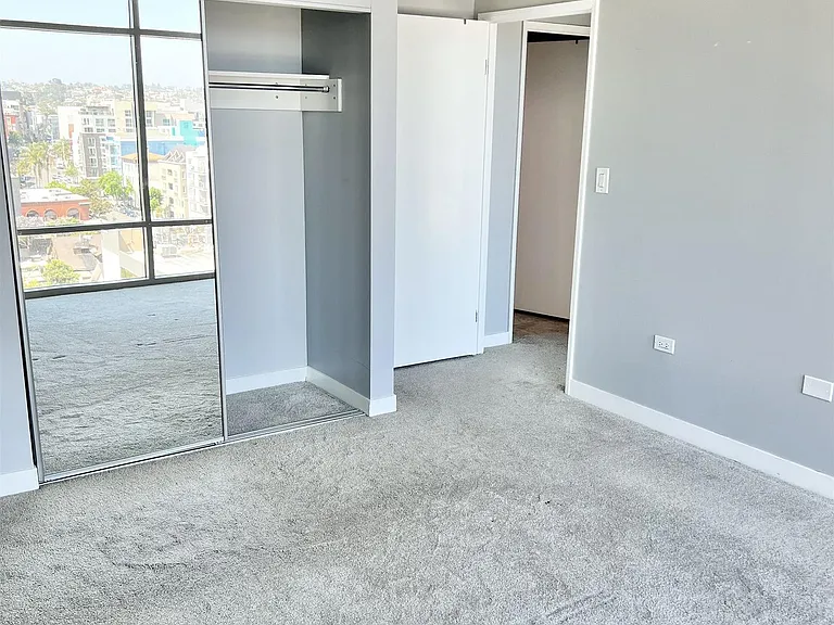 425 W Beech St #1157 — Photo 7