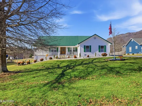 163 Matthew Ln, La Follette, TN 37766