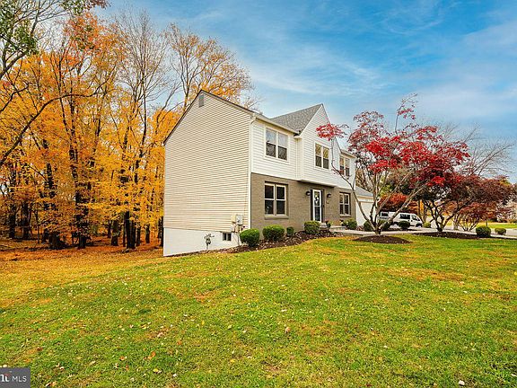 3rd image of 3800 Cherry Valley Dr