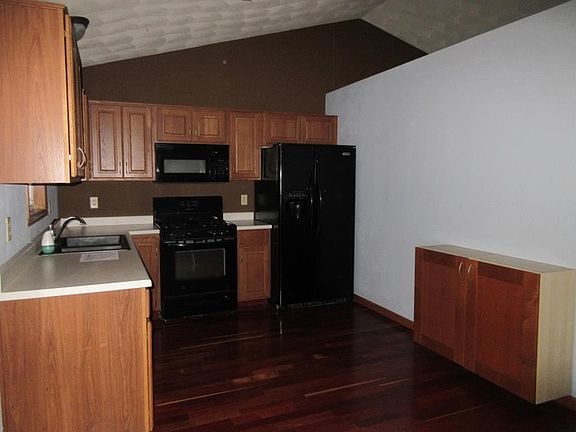 3rd image of 4738 Glen Echo Way