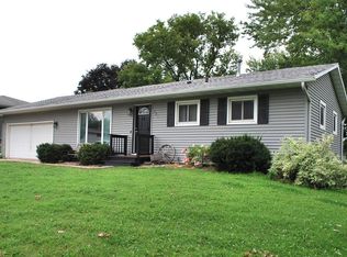 601 Hillcrest Dr, Spring Valley, MN 55975