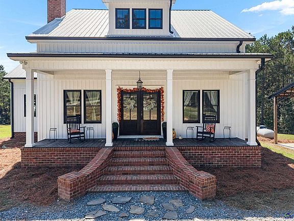 3rd image of 552 Whatley Pond Rd