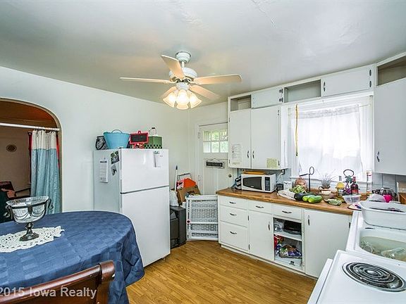 3rd image of 703 S Columbus St