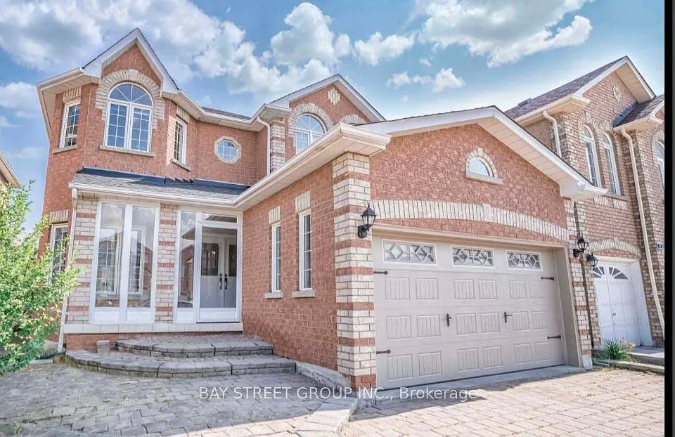 43 Avenida St