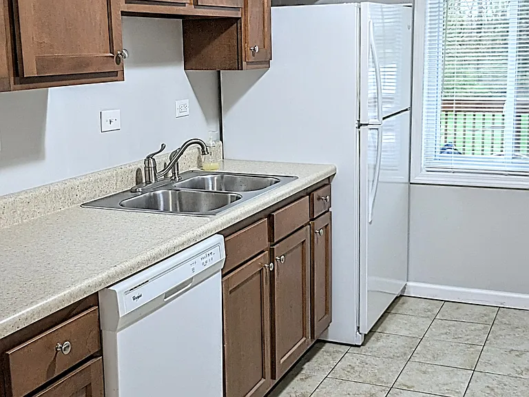 1478 S Central Dr — Photo 7