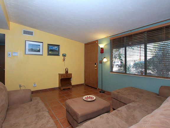 4th image of 3014 N Dickson Dr