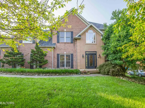 1330 Berkley Hills Ln, Powell, TN 37849