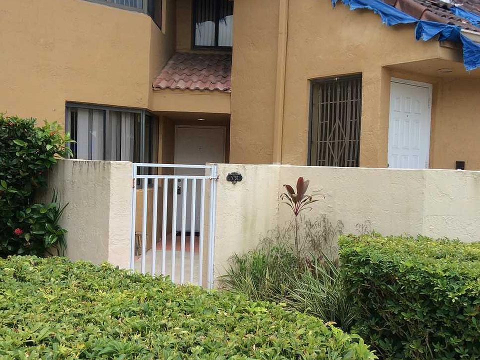 1st image of 9757 SW 138th Ave #Hb1r