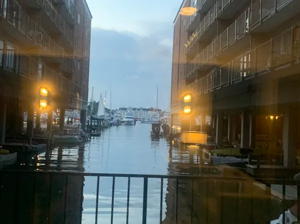 312 Severn Ave APT E301, Annapolis, MD 21403