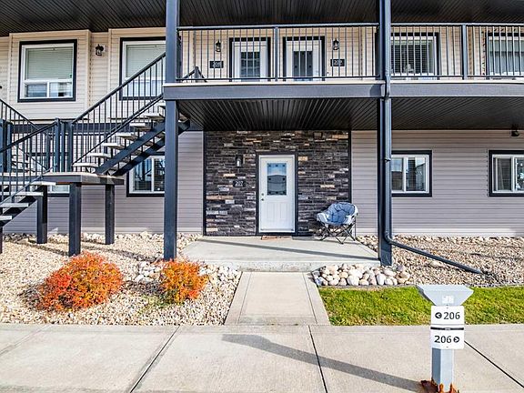 4th image of 81 W Willow Rd #207