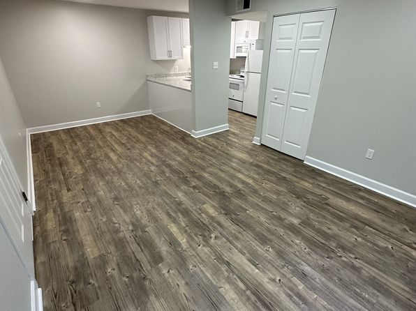 117 Berry St APT 4