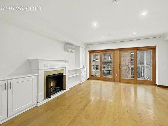 3rd image of 345 E 62nd St APT 5R