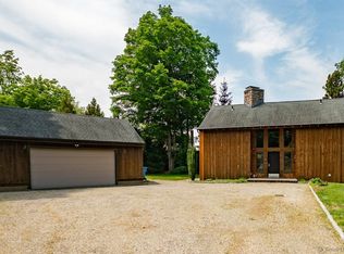 94 Boston Post Rd, Madison, CT 06443