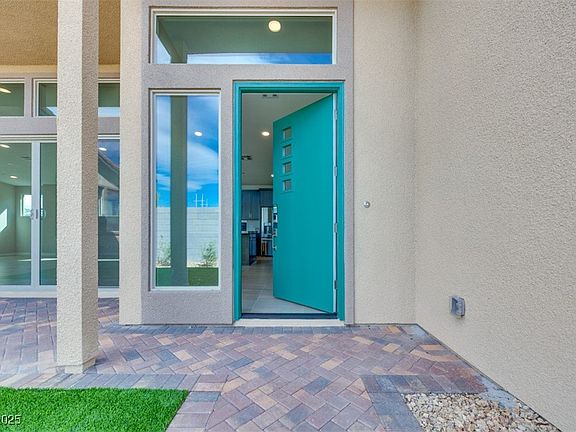3rd image of 10408 Peako Hills Ave