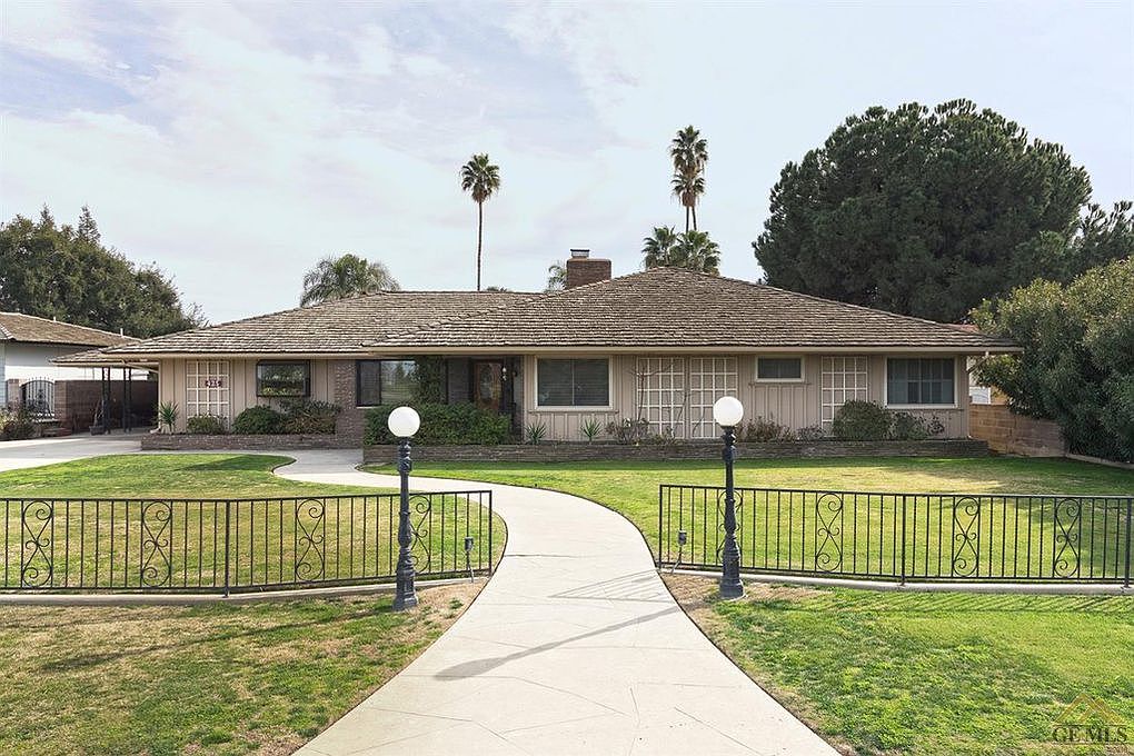 425 Panorama Dr, Bakersfield, CA 93305 Zillow