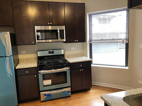 5th image of 4819 N Christiana Ave #1