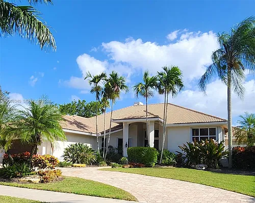 405 Sabal Way Photo 1