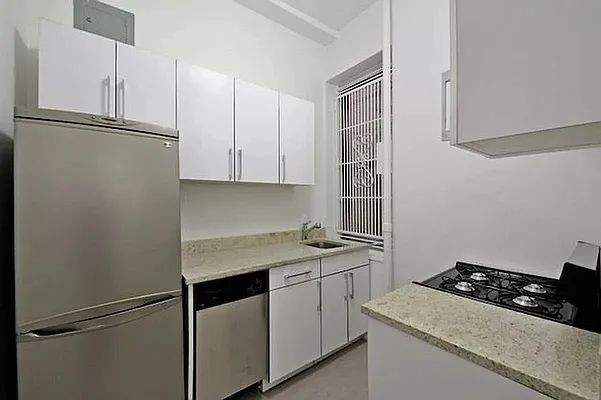 Rented by Corcoran | media 8