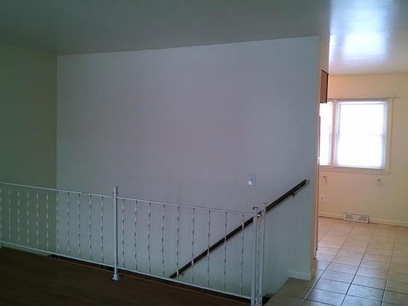 3rd image of 2272 Lincoln Park Dr