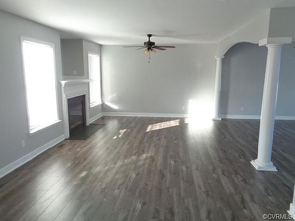 2nd image of 21024 Baileys Grove Dr