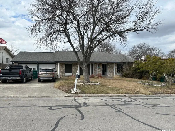 7405 leading oaks, Live Oak, TX 78233
