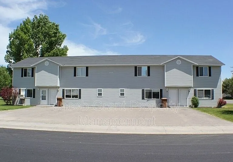 4946 Cole St #4 — Photo 1