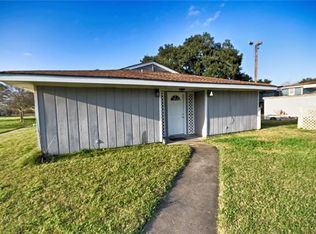 10 Sycamore Ln, Saint Rose, LA 70087