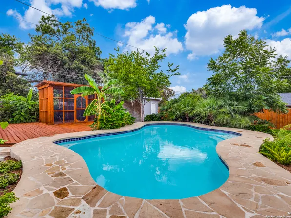 103 Bryker Drive, Terrell Hills, TX 78209