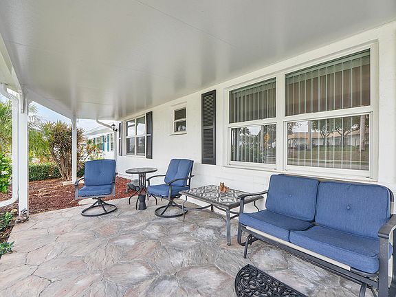 4th image of 1810 SW 18th Street