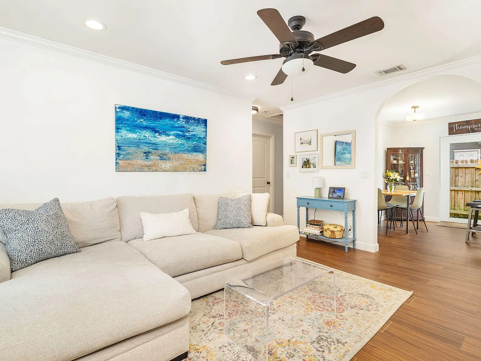 3 bed, 2.0 bath, 1278 sqft, $4,000 — Photo 3