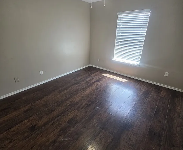 707 Devonian Dr — Photo 24