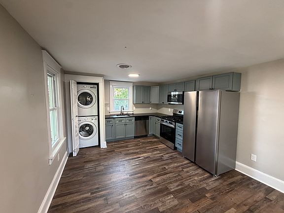 2nd image of 3 Delaware Ave Floor 2