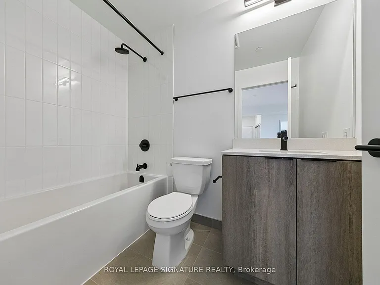 2495 Eglinton Ave W #908 — Photo 17