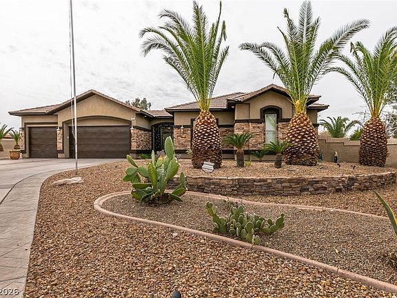 2nd image of 3159 Casanova Cir
