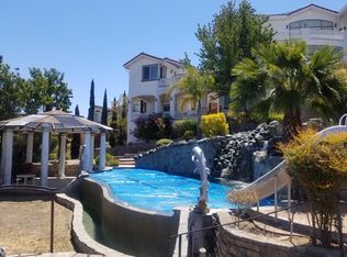 218 Malachite Ct #B, Hercules, CA 94547