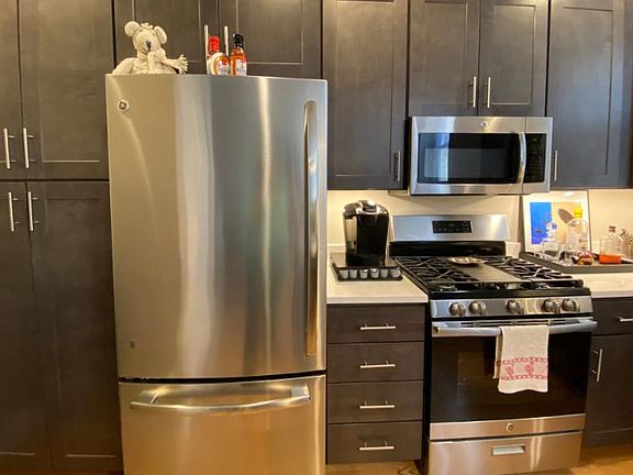 4th image of 6209 N Winthrop Ave #1