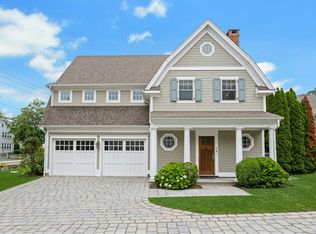 333 West Ave #B, Darien, CT 06820