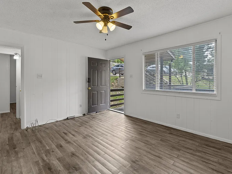 110 Apache Hills Dr #A — Photo 10