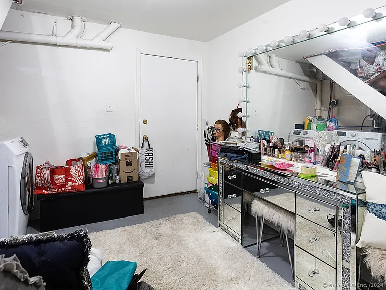 309 Ely Ave #H1 — Photo 24
