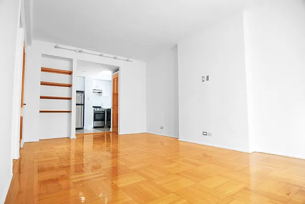 Rented by WAM Partners - William Moses Co. | media 32