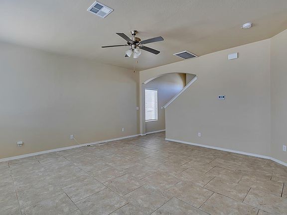4th image of 3817 Loma Reina Way