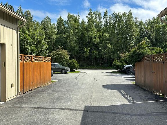 5th image of 3088 Leighton St #10B